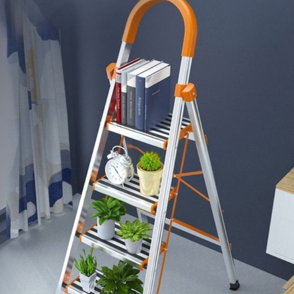 Gợi ý mẫu thang nhôm dùng để trang trí các gian hàng