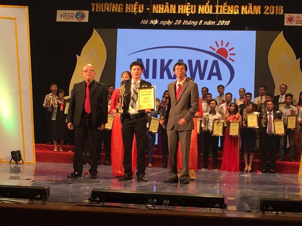 Nhan-giai-top-100 thuong hieu noi tieng 2016