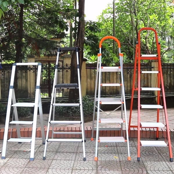 Những mẫu thang hút khách tại Nikawa